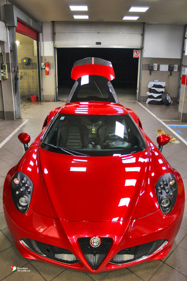 Heckflügel Heckspoiler aus Carbon für Alfa Romeo 4C